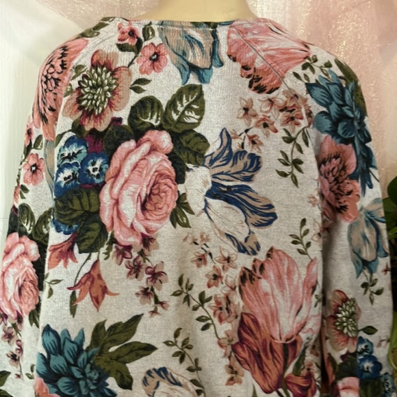 Used Sweater Angel Of The North Floral Knit Multi Color - Picture 8 of 12